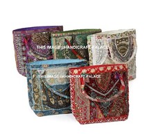 indisch Frau Einkaufs tasche