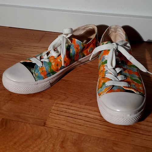 Breckelle chucks - ·,