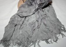 Leichter lässiger Herren Schal Crashoptik grau mit Muster in brombeer 0904191