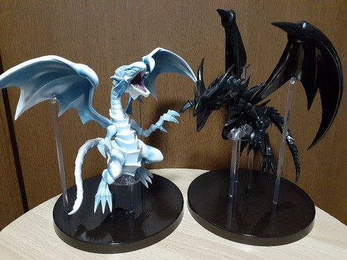 Yugioh blue eyes white dragon - blue,