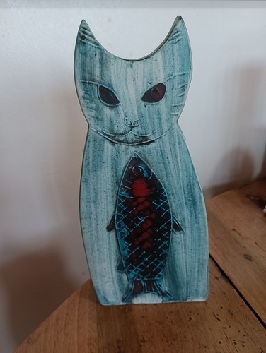 Rare carn pottery - rare,