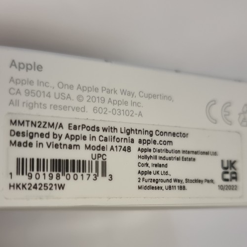Original apple earpods - apple,