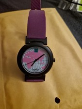 Benetton Armbanduhr by Bulova Damen Lila Gummiarmband 3 ATM Wster Resistent