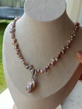 High Quality Set! Lila-Rosa Barock-Perlen Kette  mit einem schönen Anhänger 