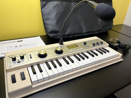 Korg microkorg limited - xl,