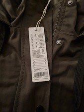 NEU Edc by Esprit Jacke Gr M Oliv leicht wattiert kurz Stepp Herbst Winter 