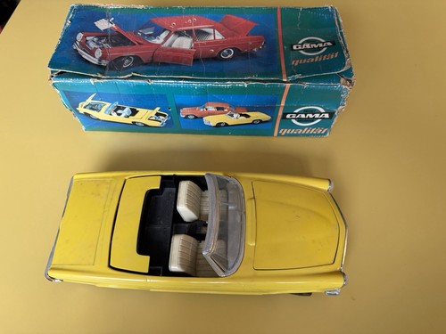 Gama mercedes 230 - sl, antik