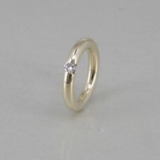 Massiver Solitär Ring in