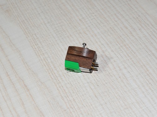 Exclusive wood body - body, for