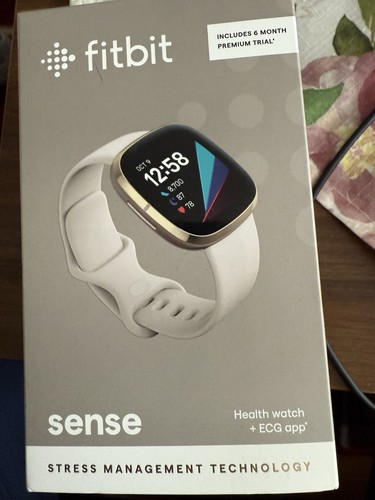 Fitbit sense lunar white - fitbit, wenig