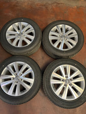 235 55 R17 103V  BRIDGESTONE