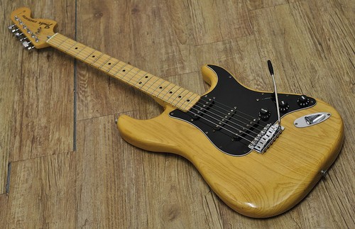 Fender stratocaster 1976 - stratocaster,