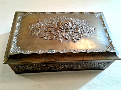 antik,Rose-Dekor