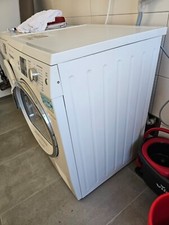 Bosch Trockner,weiss,funktioniert perfekt.