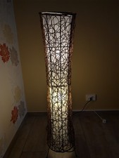 Stehleuchte Rattan-Optik 120 cm hoch, 2-Flammig