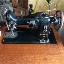Nähmaschine PFAFF 130 näht