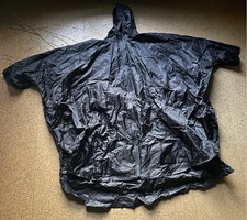 Kleidung (Regenmantel