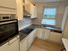 Einbauküche L form gebraucht mit Elektrogeräte und Granit Arbeitsplatte