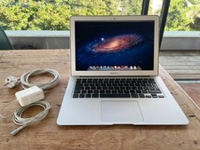 Mac Book Air 13“ 2011 A1369 Intel Core i7 4Gb RAM, 256 GB