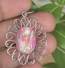 24.10 Karat Pink Feuer Opal