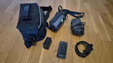 Sony Hi8 Handycam Camcorder CCD-TR810E funktioniert mit Tasche ohne Akkus