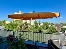 Quadratischer Sonnenschirm für Balkon oder Terrasse, 200 cm x 130 cm