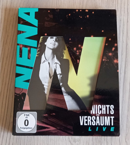 Nena nichts versäumt - -,