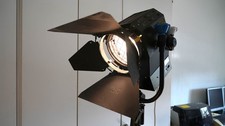 Desisty CST 250W Fresnel Scheinwerfer & MSD Leuchtmittel