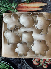 +++  DDR Ausstechformen Mefa Cro Plätzchen Weihnachten Haushalt Küche +++