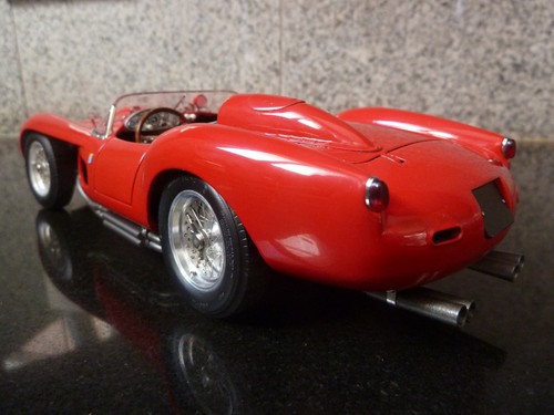 Cmc ferrari 250 testa - 1:18,