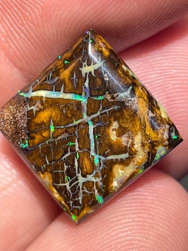 Australischer boulder opal - boulder, mit