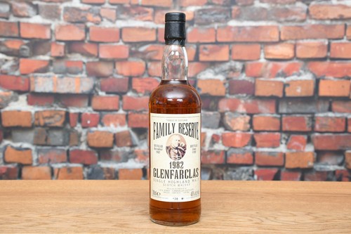 Glenfarclas family reserve - family, 16