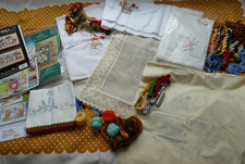 Stickpackung Paket Sticken Stickgarn Tischdecke Läufer Kissen Handarbeitshefte
