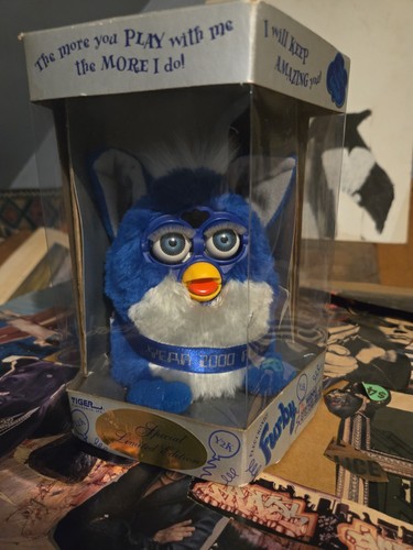Furby 2000 millennium special - furby,