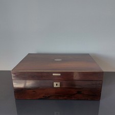 Englischer Seemanns- Reisesekretär aus Palisander mit Silbereinlagen – 19 Jh.