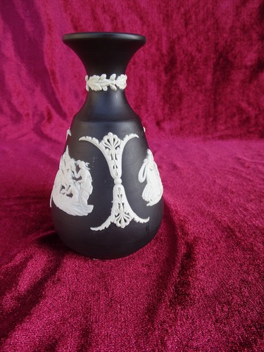 Wedgewood black jasperware - wedgewood,, black,