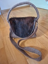 Handtasche Unikat! Handgefertigte Damenhandtasche aus Filz mit Kuhfell