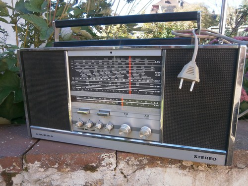 Radio grundik antik stereo - grundik,