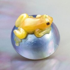Blaue Mabe-Perle & Goldene