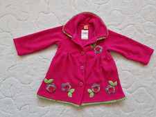 PLUSBLU Mädchen Folklore  Fleece Mantel - Gr. 92 - Pink mit aufgesetzten Blumen