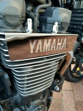 SCHWARZ EDELSTAHL MOTOR