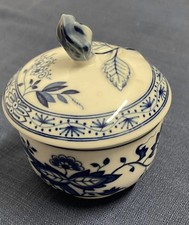 Zuckerdose, Marmeladen- oder Honigtöpfchen mit Deckel Zwiebelmuster-Dekor