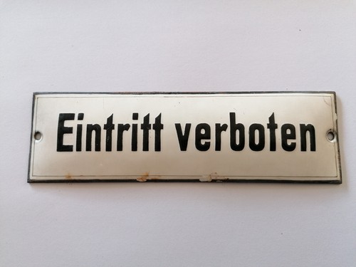 Antikes hinweisschild - antikes,