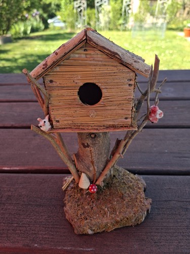 Vogelhaus dekoration holz - vogelhaus,