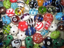 GLASPERLEN MIX/PERLEN MIX/LAMPWORK PERLENMISCHUNG 300g VERSCHIEDENE GRÖSSEN 