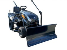 Black Edition Pro 227/102 4WD Twin H Rasentraktor by Stiga inkl. Winterpaket 120