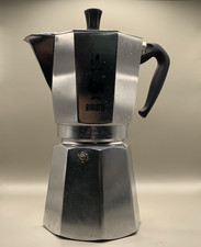 Bialetti Moka Express Kaffee Espressomaschine 12 Tassen XL Made in Italy Herdplatte sehr guter Zustand