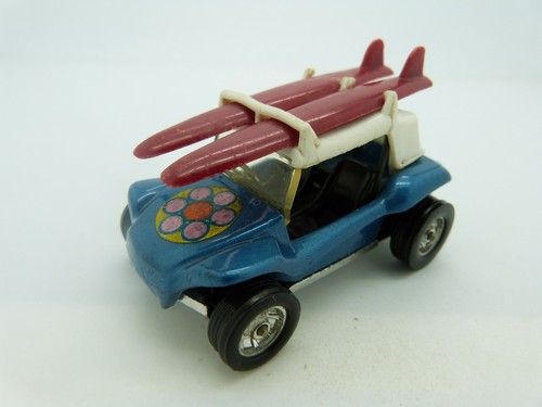 Corgi 381 beach - beach, buggy
