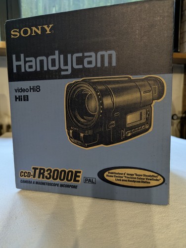 Sony video camcorder - video, 8
