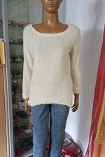 cremefarbener Flauschpullover